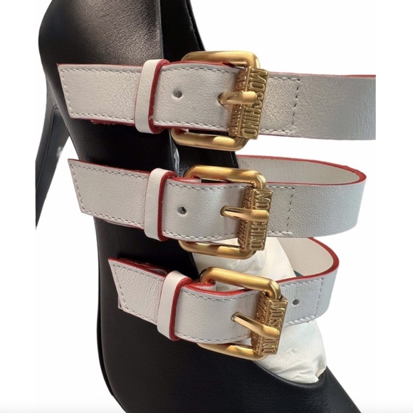 Moschino 'Triple Buckle Strap' 100mm Pumps - Picture 2 of 9
